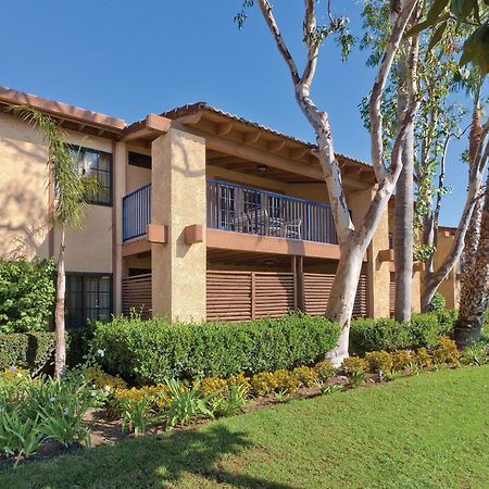 Club Wyndham Dolphin'S Cove Hotel Anaheim Exterior photo