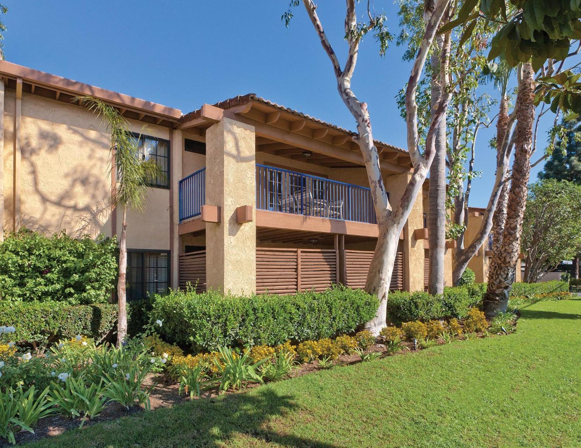 Club Wyndham Dolphin'S Cove Hotel Anaheim Exterior photo